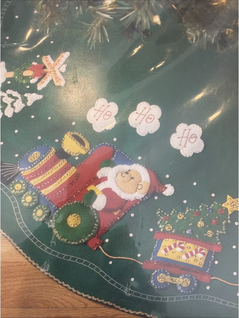 Vtg 2001 Bucilla Fill Appliqué Christmas Tree Skirt Santa Bear W/Toy Train New